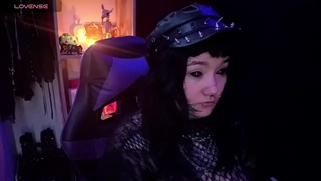 Snapshot of aradia_66 chatting on 18, 5, 2026 aradia 66 online show from 18, 5, 2026