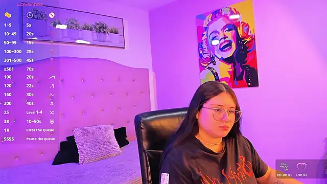 sienna cavalli online show from 13, 3, 2026