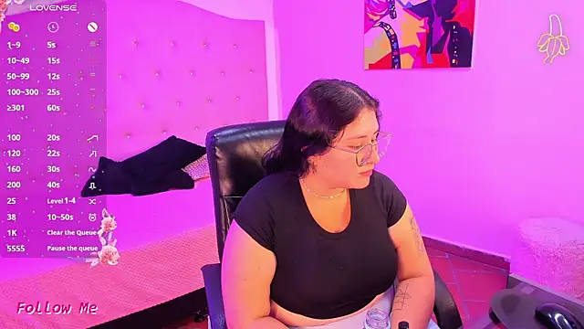 sienna cavalli online show from 8, 4, 2026