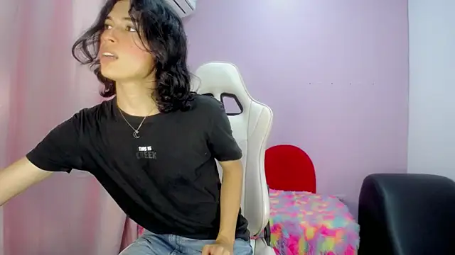 Larry craft online show from 28, 2, 2026