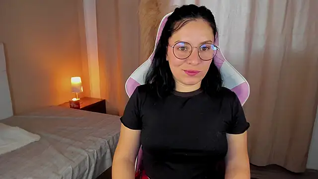 Dollhell online show from 5, 3, 2026