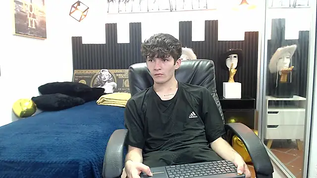 Snapshot of trevor_mob chatting on 1, 6, 2026 trevor mob online show from 1, 6, 2026