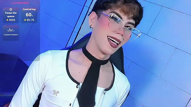 Snapshot of Gema_Jones_ chatting on 27, 6, 2026 Gema Jones online show from 27, 6, 2026