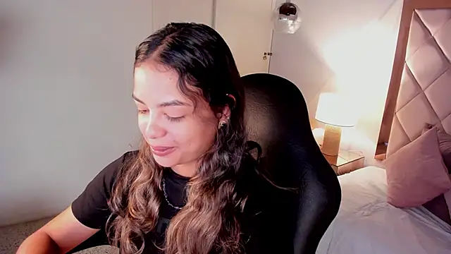 Snapshot of dulce_lyraa1 chatting on 3, 6, 2026 dulce lyraa1 online show from 3, 6, 2026
