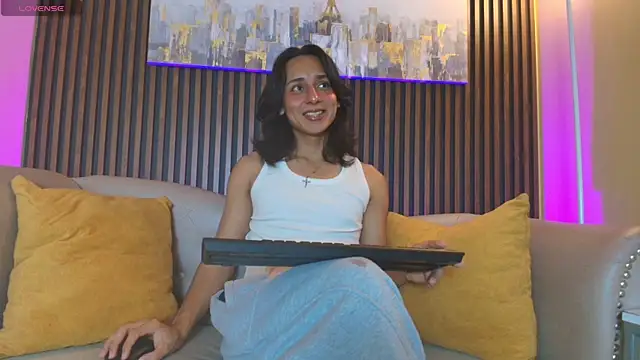 Snapshot of Elisasue chatting on 5, 6, 2026 Elisasue online show from 5, 6, 2026