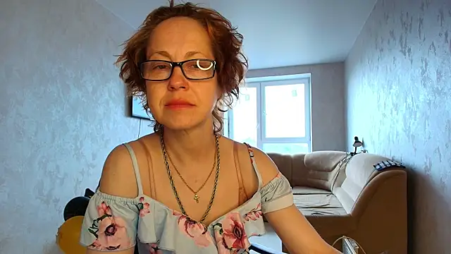 LioraWeiss online show from 15, 5, 2026