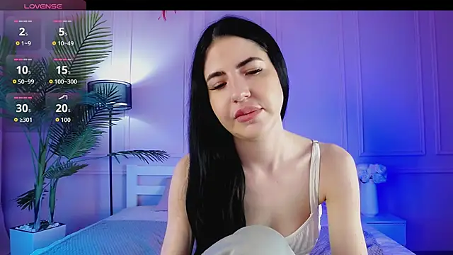 EmilyRamsey online show from 15, 4, 2026