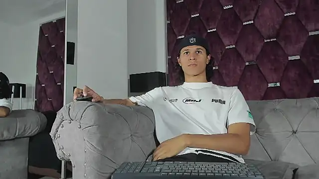 Snapshot of TonyBenedetti chatting on 17, 5, 2026 TonyBenedetti online show from 17, 5, 2026