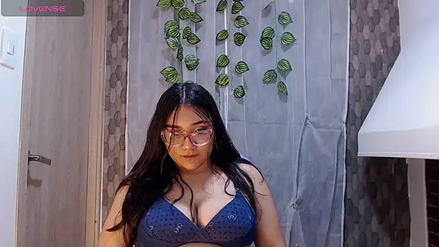 anyela donecm online show from 27, 3, 2026