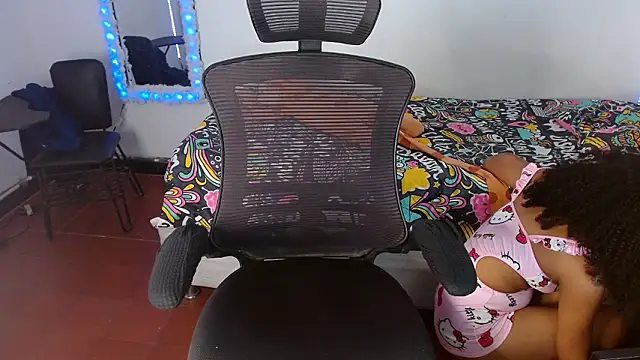 Snapshot of Skinny__hott chatting on 28, 2, 2026 Skinny hott online show from 28, 2, 2026