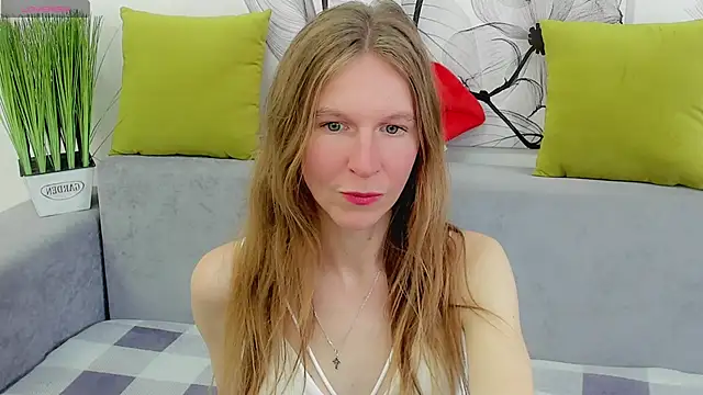 Mira XOo online show from 14, 4, 2026