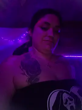 Snapshot of Cristal_queen_ chatting on 10, 7, 2026 Cristal queen online show from 10, 7, 2026