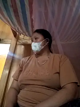 Snapshot of Heylen_hooo chatting on 2, 3, 2026 Heylen hooo online show from 2, 3, 2026