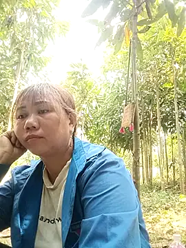 lyly sexx online show from 9, 4, 2026