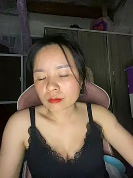 Ivy Trix2 online show from 8, 3, 2026