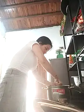 Ivy Trix2 online show from 14, 3, 2026