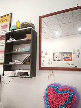 Ivy Trix2 online show from 22, 3, 2026