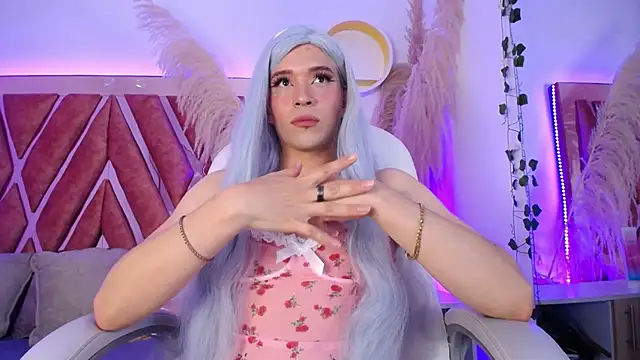 Snapshot of Evelyn_Thomas chatting on 2, 3, 2026 Evelyn Thomas online show from 2, 3, 2026