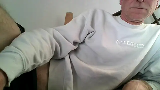 Snapshot of Geiler2203 chatting on 26, 2, 2026 Geiler2203 online show from 26, 2, 2026