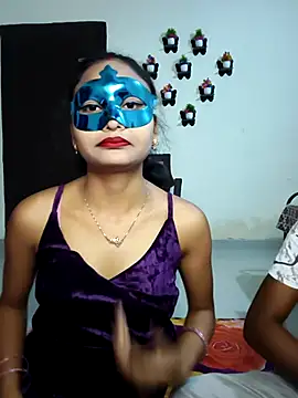 Sweet Cpl  online show from 13, 3, 2026