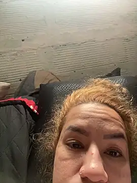 Brenda  222 online show from 28, 2, 2026