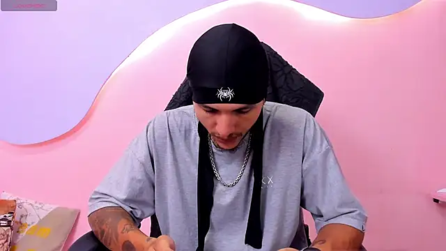 DanteLuxx online show from 15, 4, 2026