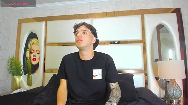 EXCLUSIVE8 online show from 15, 3, 2026