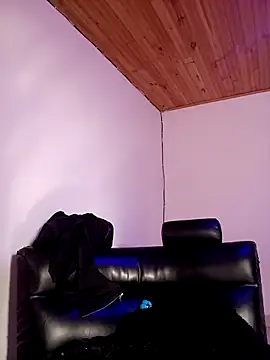 agathamoont online show from 28, 2, 2026