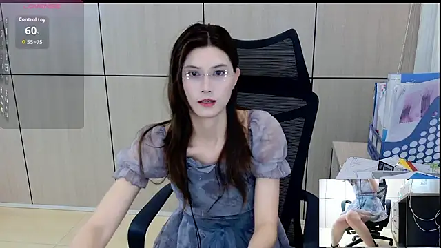 Snapshot of zhen-68 chatting on 31, 5, 2026 zhen-68 online show from 31, 5, 2026