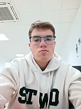 Snapshot of Alejandro27003 chatting on 27, 2, 2026 Alejandro27003 online show from 27, 2, 2026