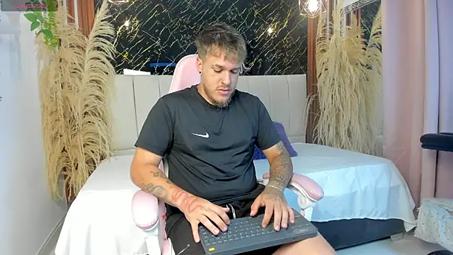 keane lee  online show from 21, 3, 2026