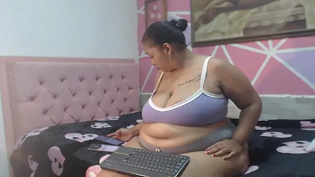 Snapshot of Doll_rihana chatting on 23, 4, 2026 Doll rihana online show from 23, 4, 2026