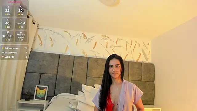 Snapshot of Samantha_Velle chatting on 27, 5, 2026 Samantha Velle online show from 27, 5, 2026