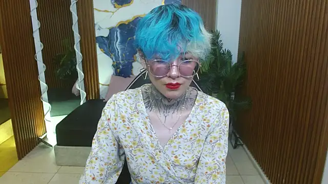 Lyra tay online show from 9, 4, 2026