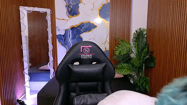 Lyra tay online show from 27, 5, 2026
