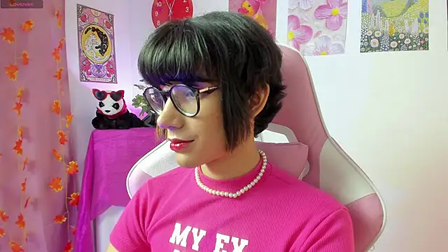 Madeline 21 online show from 6, 3, 2026