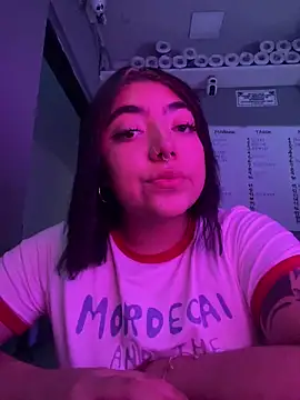 Snapshot of Alessia_Walkeer chatting on 2, 3, 2026 Alessia Walkeer online show from 2, 3, 2026