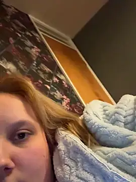 Snapshot of SassieBlondie chatting on 27, 2, 2026 SassieBlondie online show from 27, 2, 2026