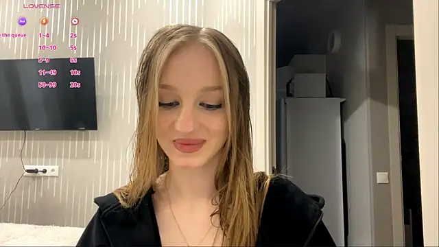 Snapshot of Anika_Socutehe chatting on 7, 6, 2026 Anika Socutehe online show from 7, 6, 2026