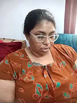 Snapshot of deepika-mallus chatting on 19, 4, 2026 deepika-mallus online show from 19, 4, 2026