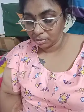 Snapshot of deepika-mallus chatting on 20, 5, 2026 deepika-mallus online show from 20, 5, 2026