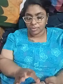 Snapshot of deepika-mallus chatting on 21, 5, 2026 deepika-mallus online show from 21, 5, 2026