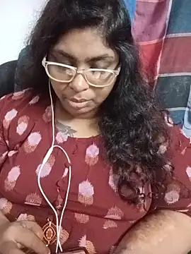 Snapshot of deepika-mallus chatting on 18, 6, 2026 deepika-mallus online show from 18, 6, 2026