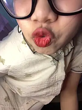 Leeeeiu online show from 19, 4, 2026