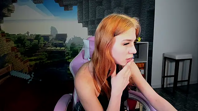 Snapshot of RosaFowler chatting on 28, 2, 2026 RosaFowler online show from 28, 2, 2026