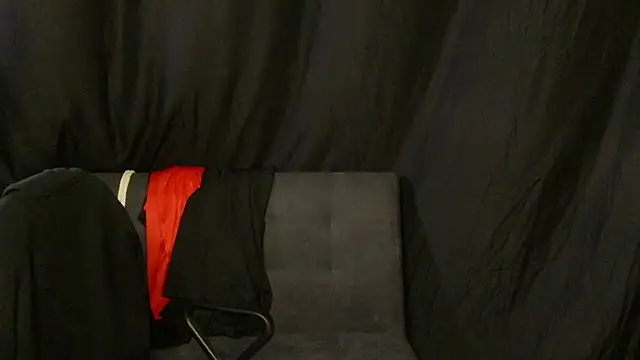 Snapshot of devilWithTats chatting on 29, 6, 2026 devilWithTats online show from 29, 6, 2026