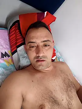 Snapshot of RaphandLey chatting on 1, 3, 2026 RaphandLey online show from 1, 3, 2026