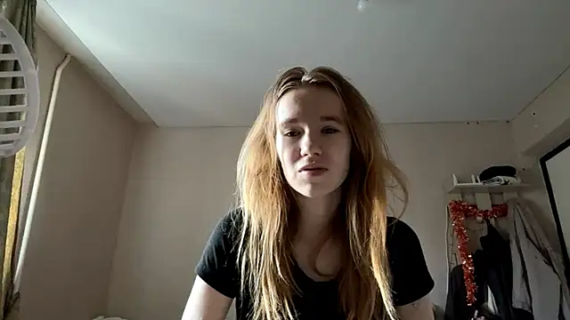 Snapshot of LeomaJee chatting on 12, 7, 2026 LeomaJee online show from 12, 7, 2026
