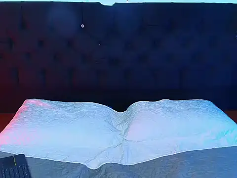 hollannd  online show from 21, 3, 2026