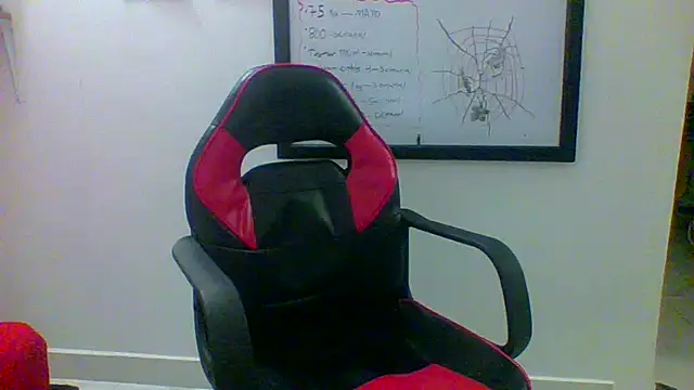 Snapshot of charles_king chatting on 16, 5, 2026 charles king online show from 16, 5, 2026